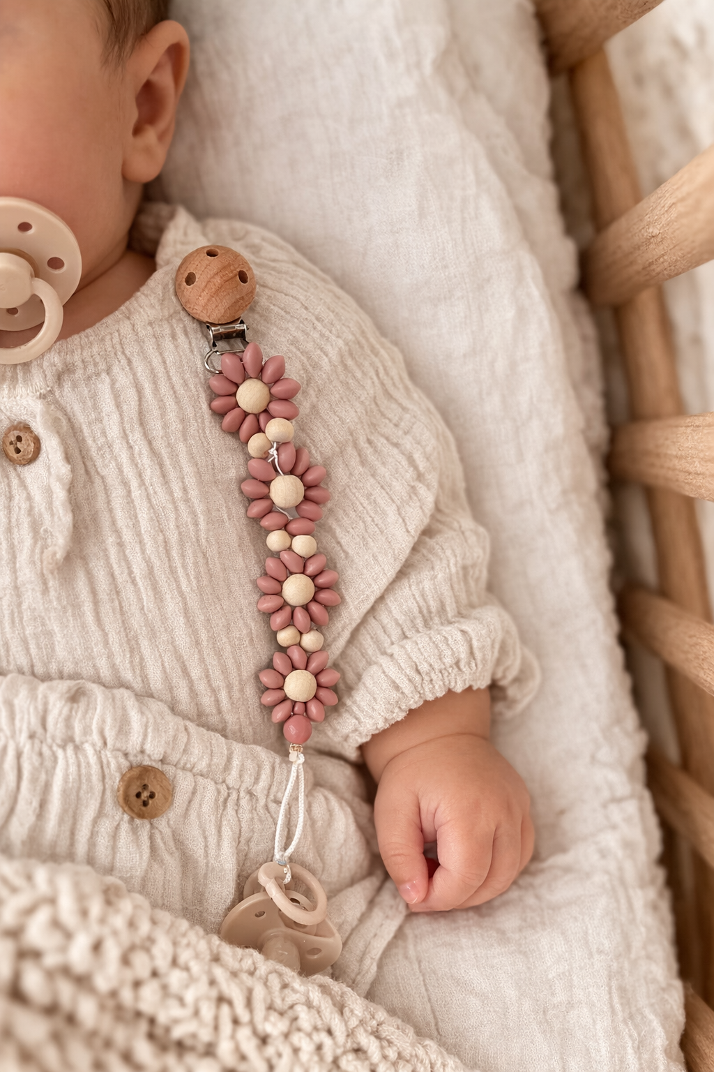 Attache tétine DOUCEUR fleur de sable